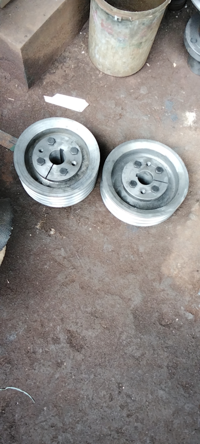 Gia công puly có bạc lót côn theo yêu cầu